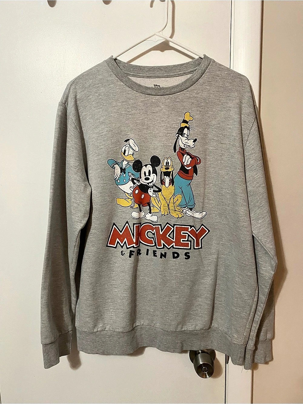 Disney Mickey & Friends Gray Sweatshirt Large